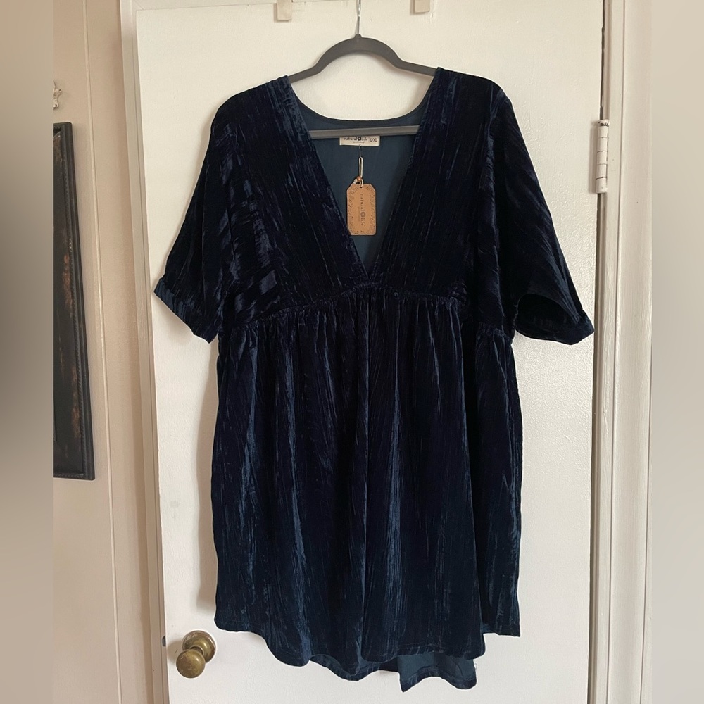 Natural life, crushed velvet, navy blue, deep v neck dress NWT & pockets